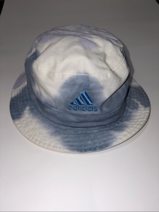 adidas Accessories - NEW Adidas Blue, Light Purple & White Tie-Dye Bucket Hat